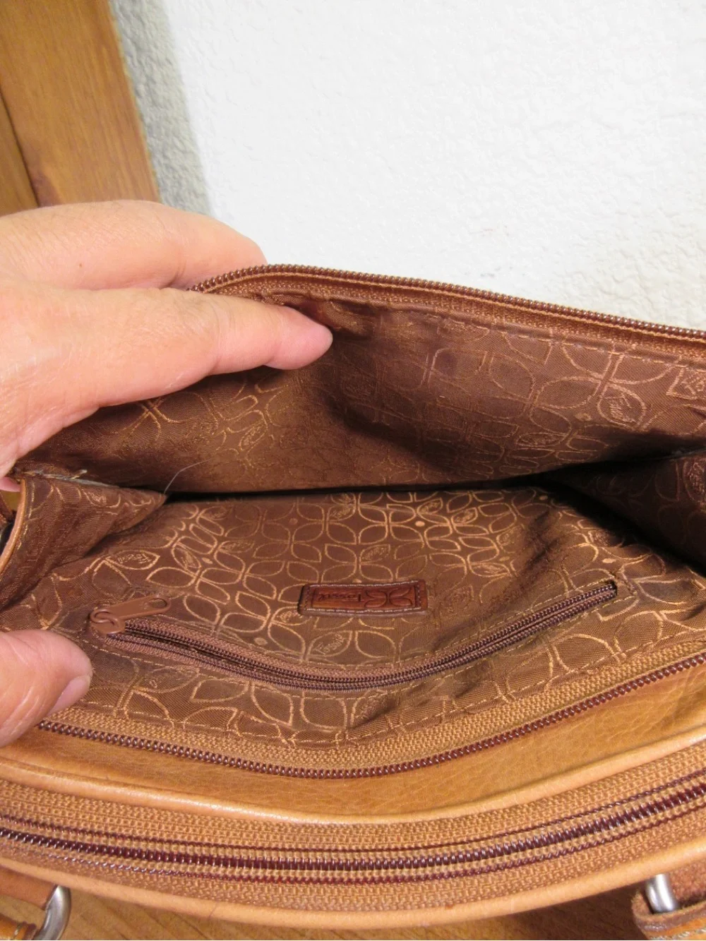 Fossil compact crossbody